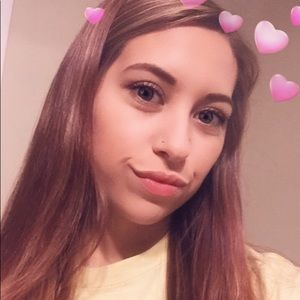 Meet your Posher, Breanna